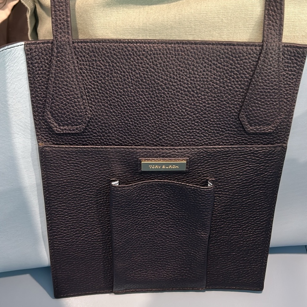 Tory Burch Perry Tote in Navy Blue with Gold Hardware - Picture 5 of 11